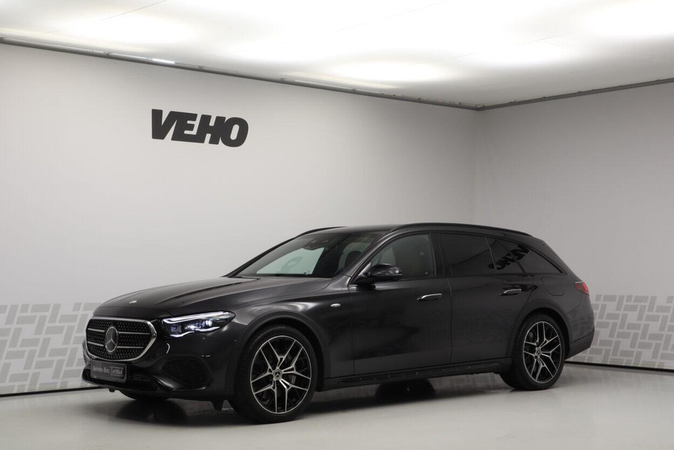 Mercedes-Benz E 300, 2025, 2.0, 145 kW, hibridas (dyzelis/elektra), automatinė, visų varomųjų ratų pavara
