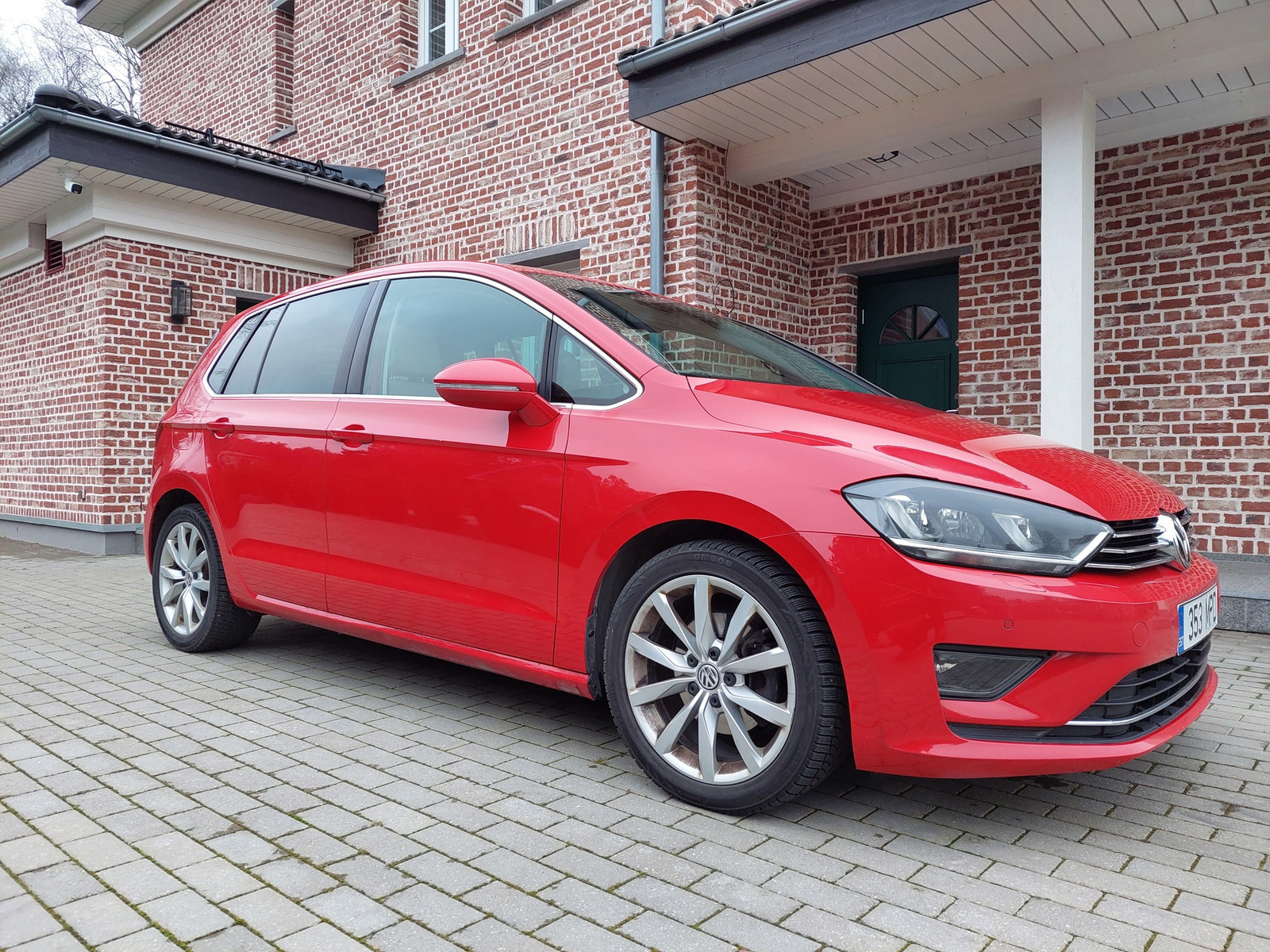 Volkswagen Golf Sportsvan 2015, photo 5/10