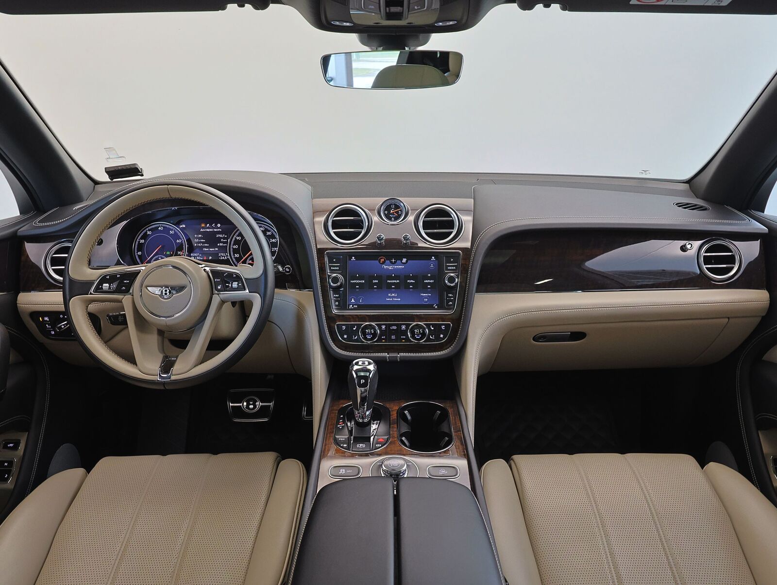 Bentley Bentayga 2019, photo 5/23