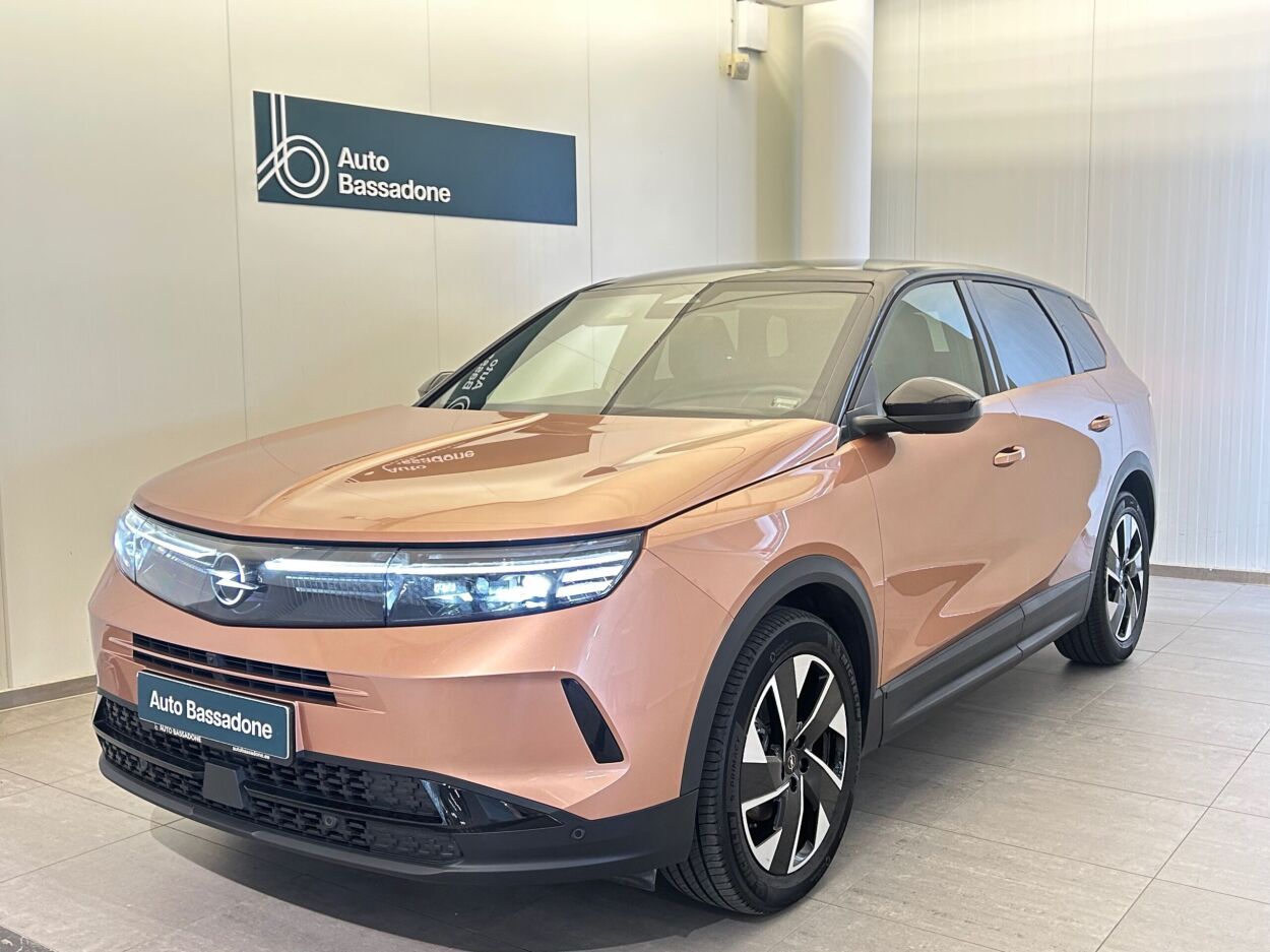 Opel Grandland GS Hybrid 145 e-DCS6 1.2 100kW