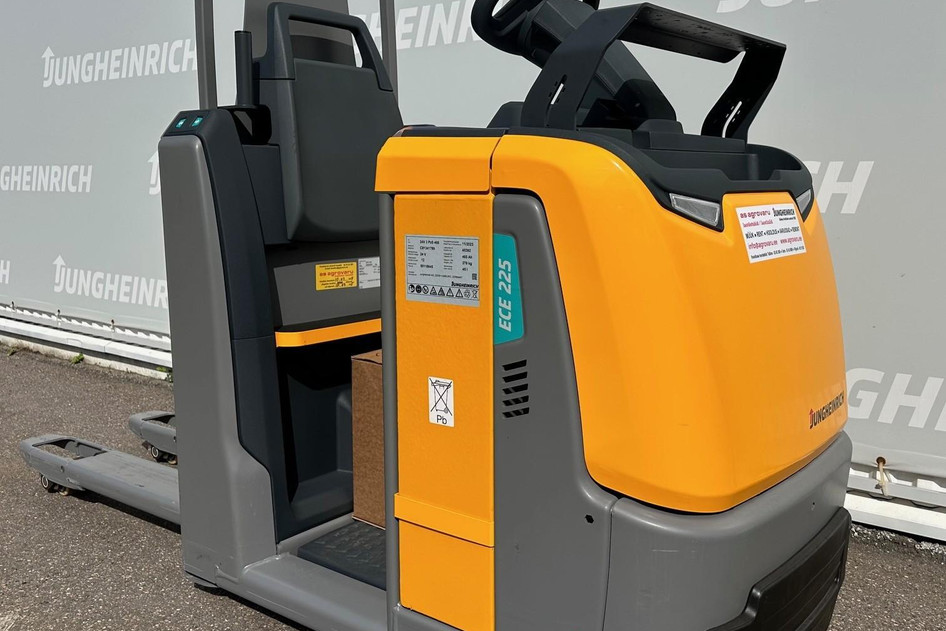 Jungheinrich ECE 225, 3.2 kW