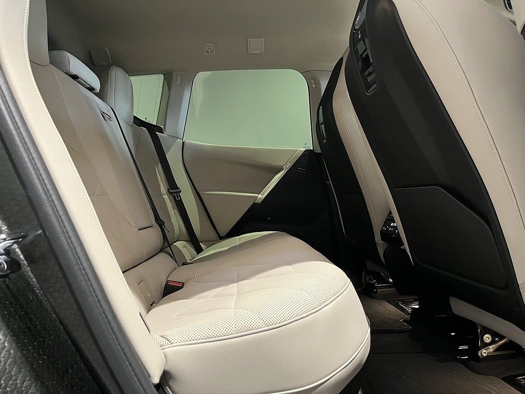 BMW iX 2024, photo 7/10