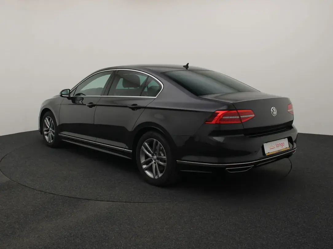 Volkswagen Passat 2018, kuva 7/10