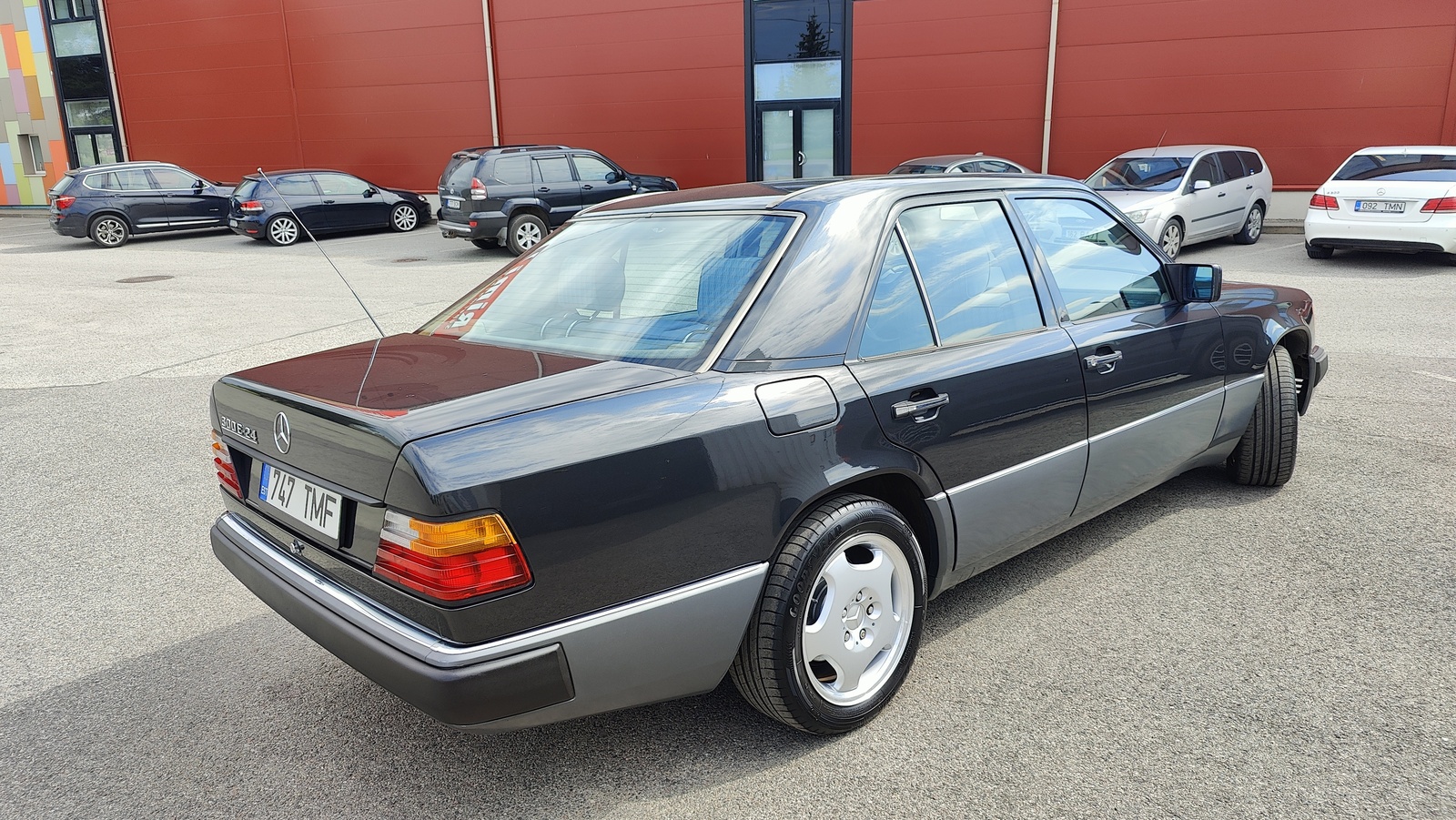 Mercedes-Benz 300 1991, photo 5/16