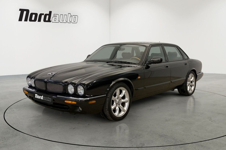 Jaguar XJR, 1998, 4.0, 267 kW, petrol, automatic