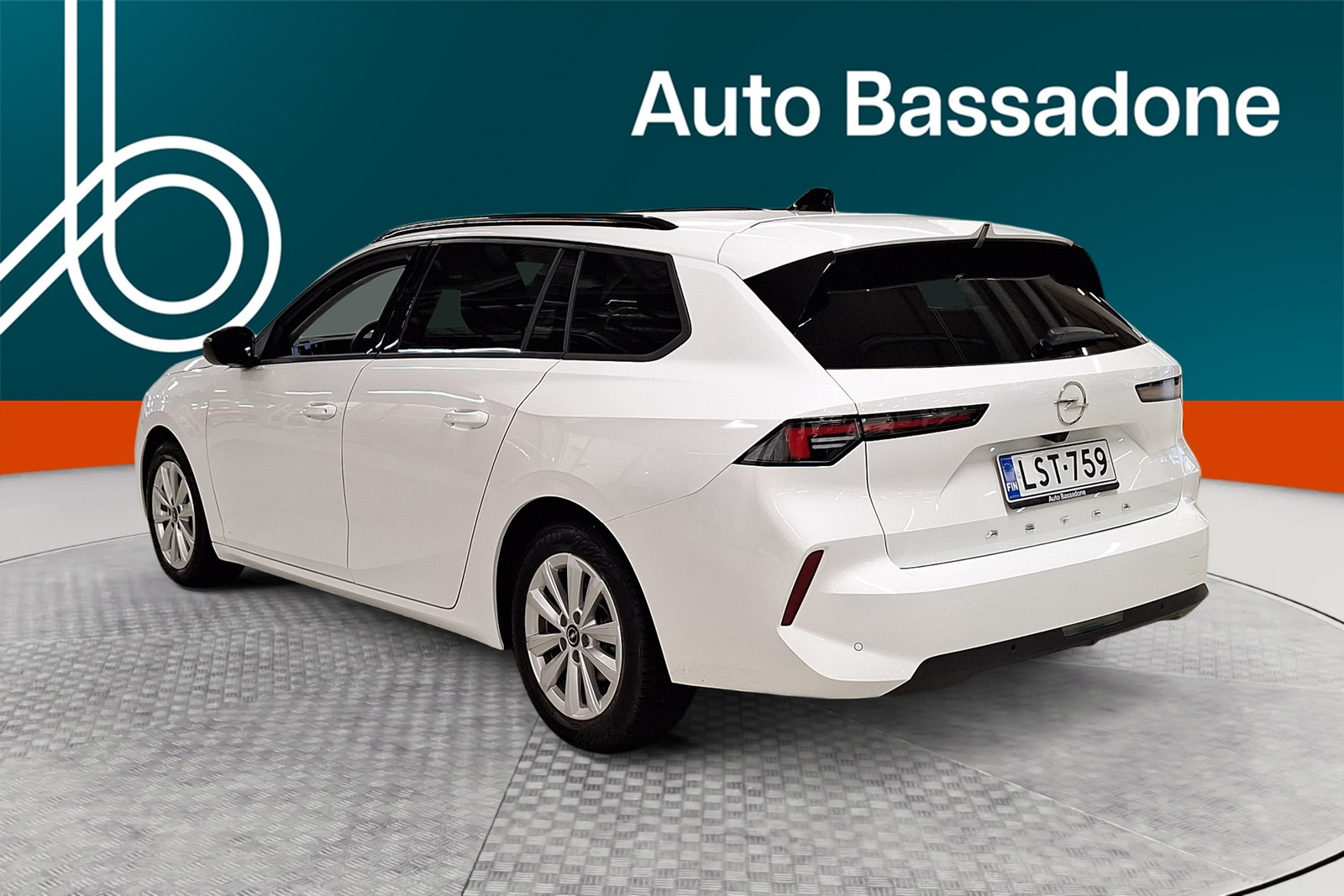 Opel Astra 2024, kuva 3/10