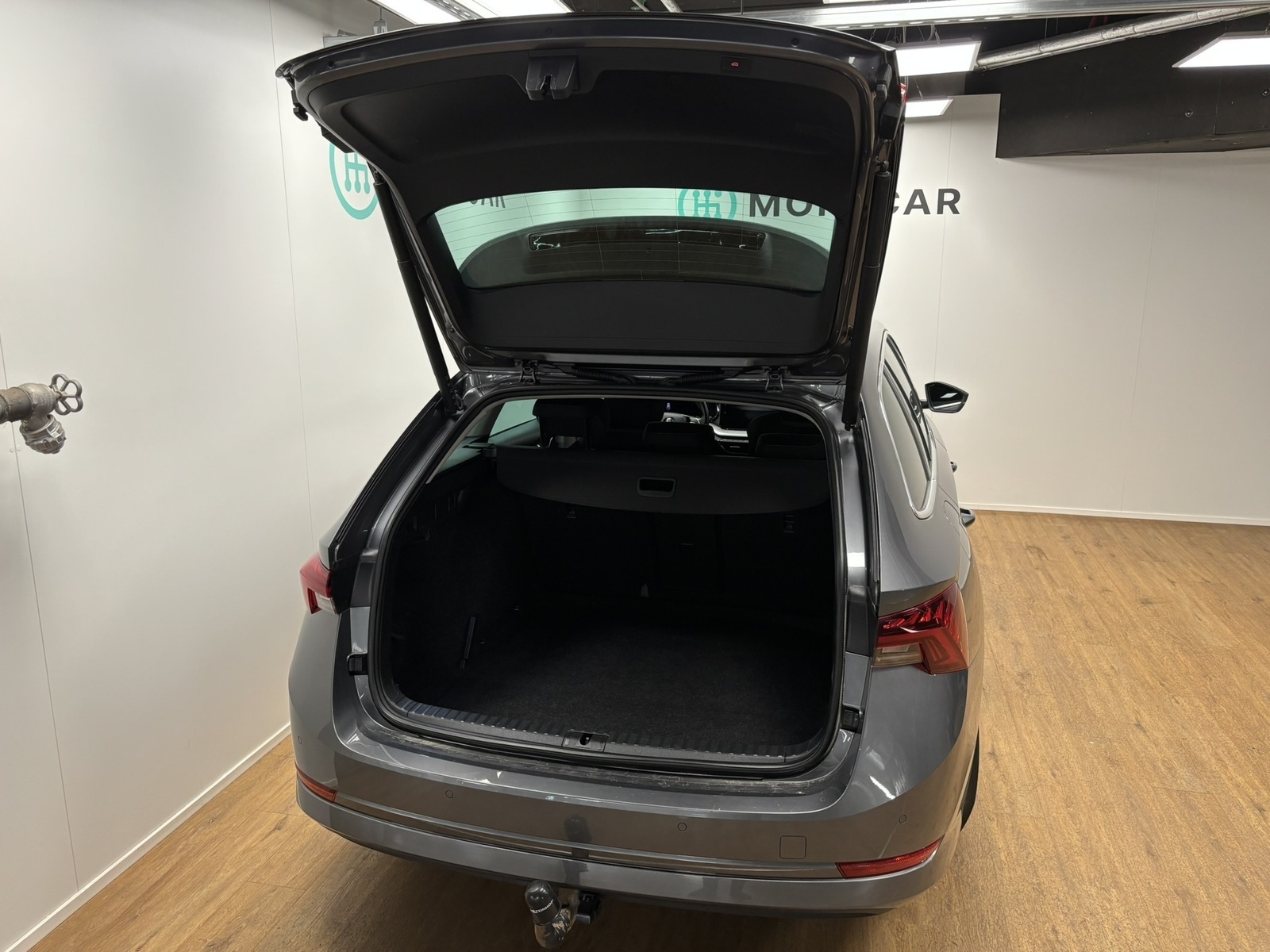 Škoda Octavia 2022, photo 6/10