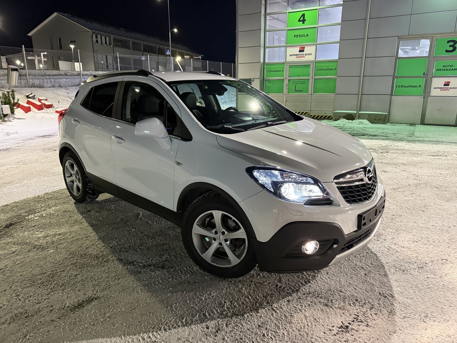 Opel Mokka 2016, photo 5/10