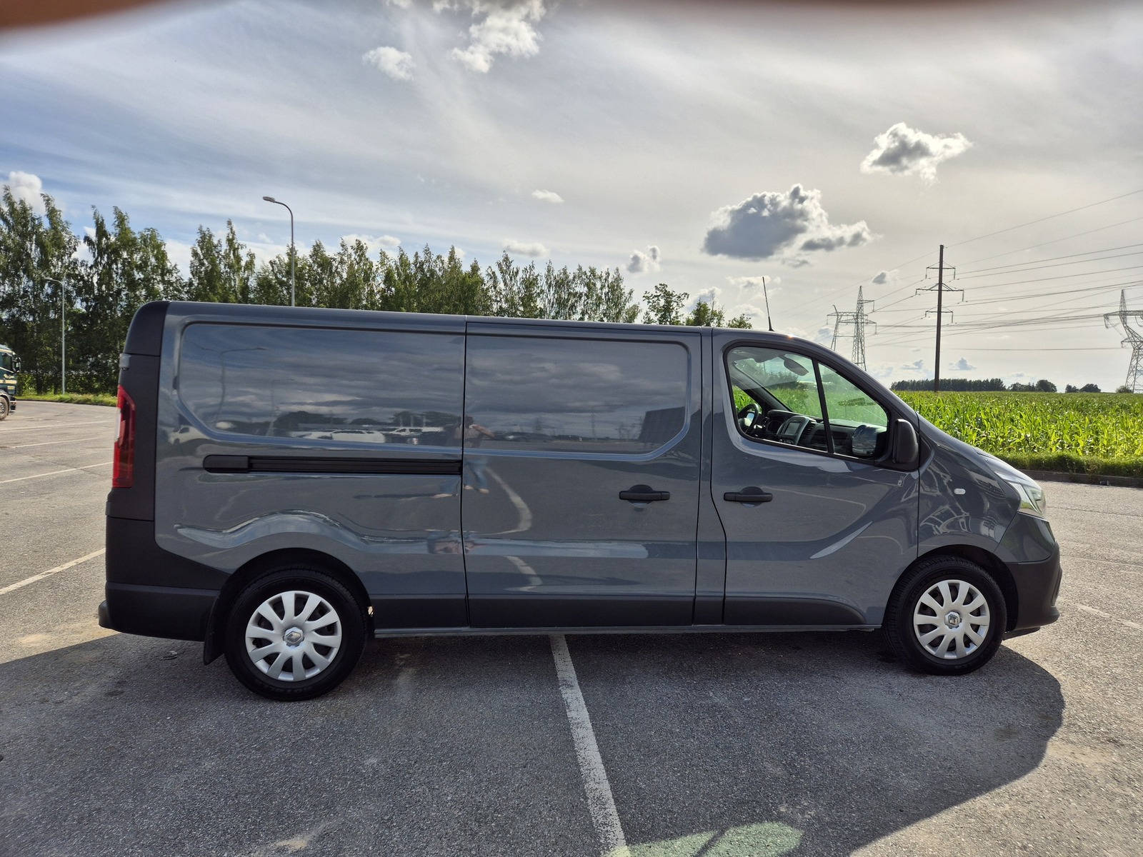 Renault Trafic 2020, kuva 5/10