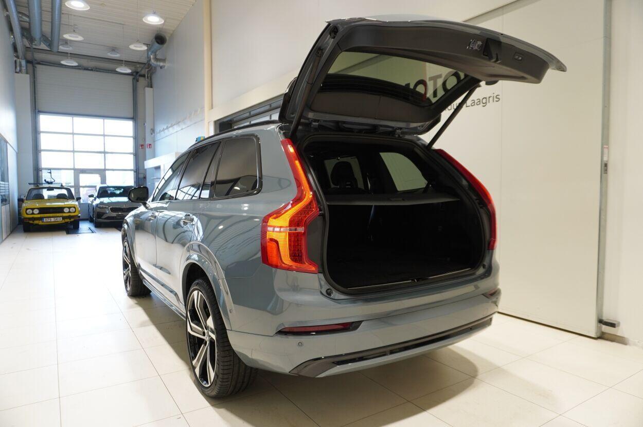 Volvo XC90 2023, photo 6/29
