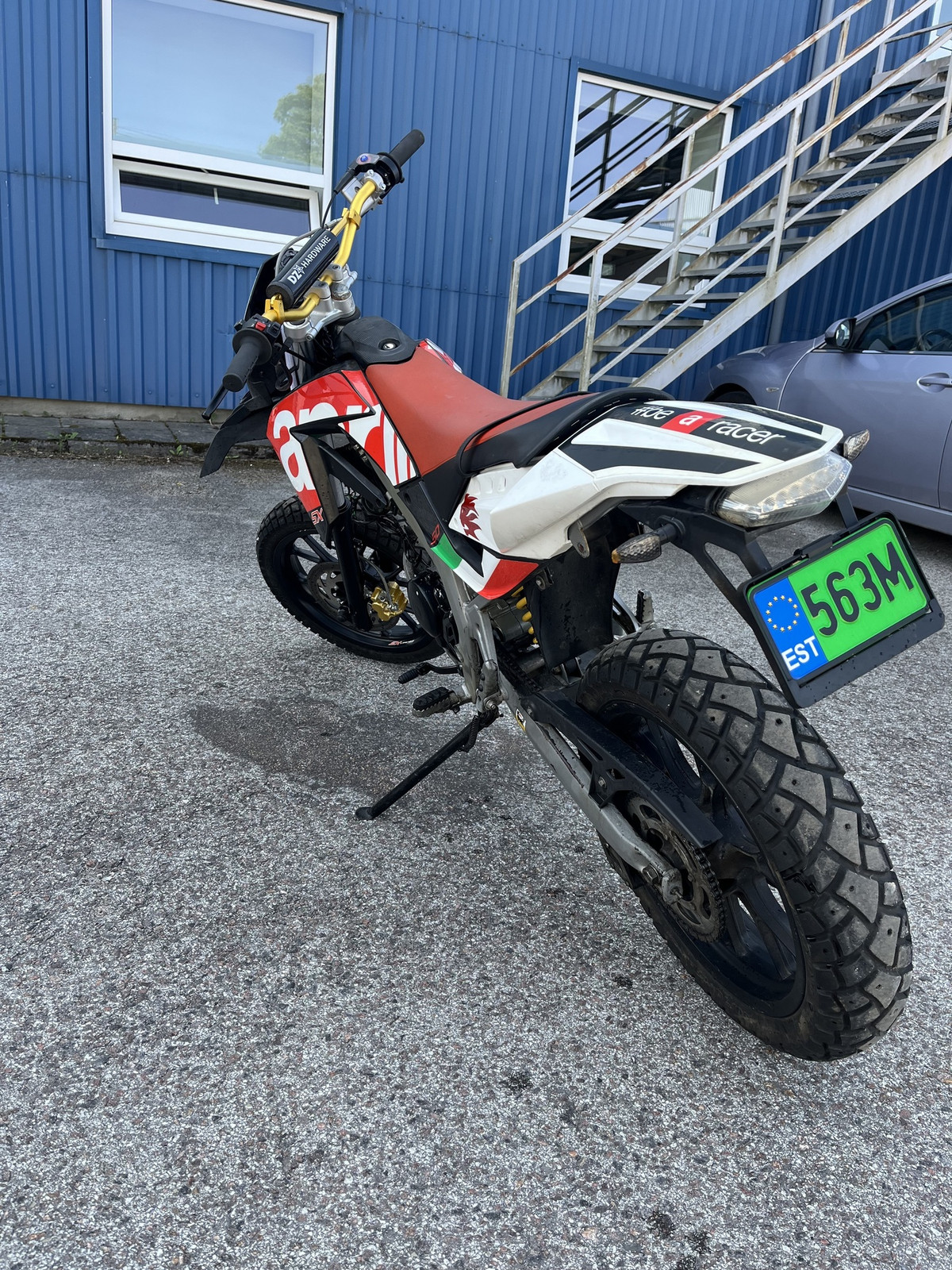Aprilia 2016, kuva 4/6