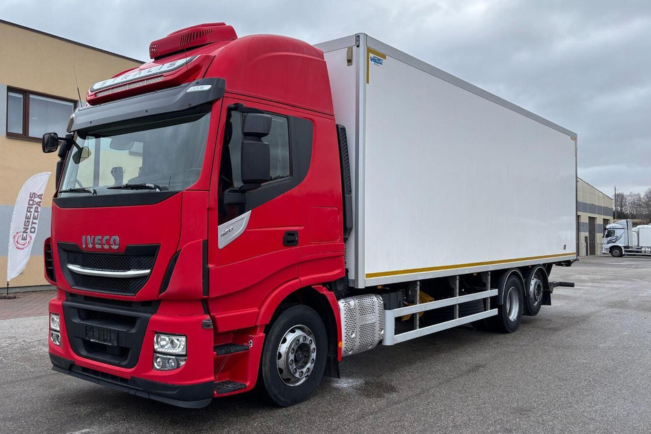 Iveco Stralis 420, 2018, 11.1, 309 kW, дизель, механическая, задний привод