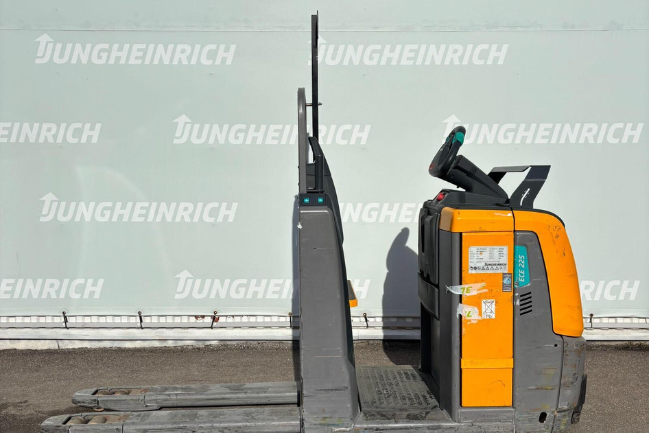 Jungheinrich ECE 225, 3.2 kW