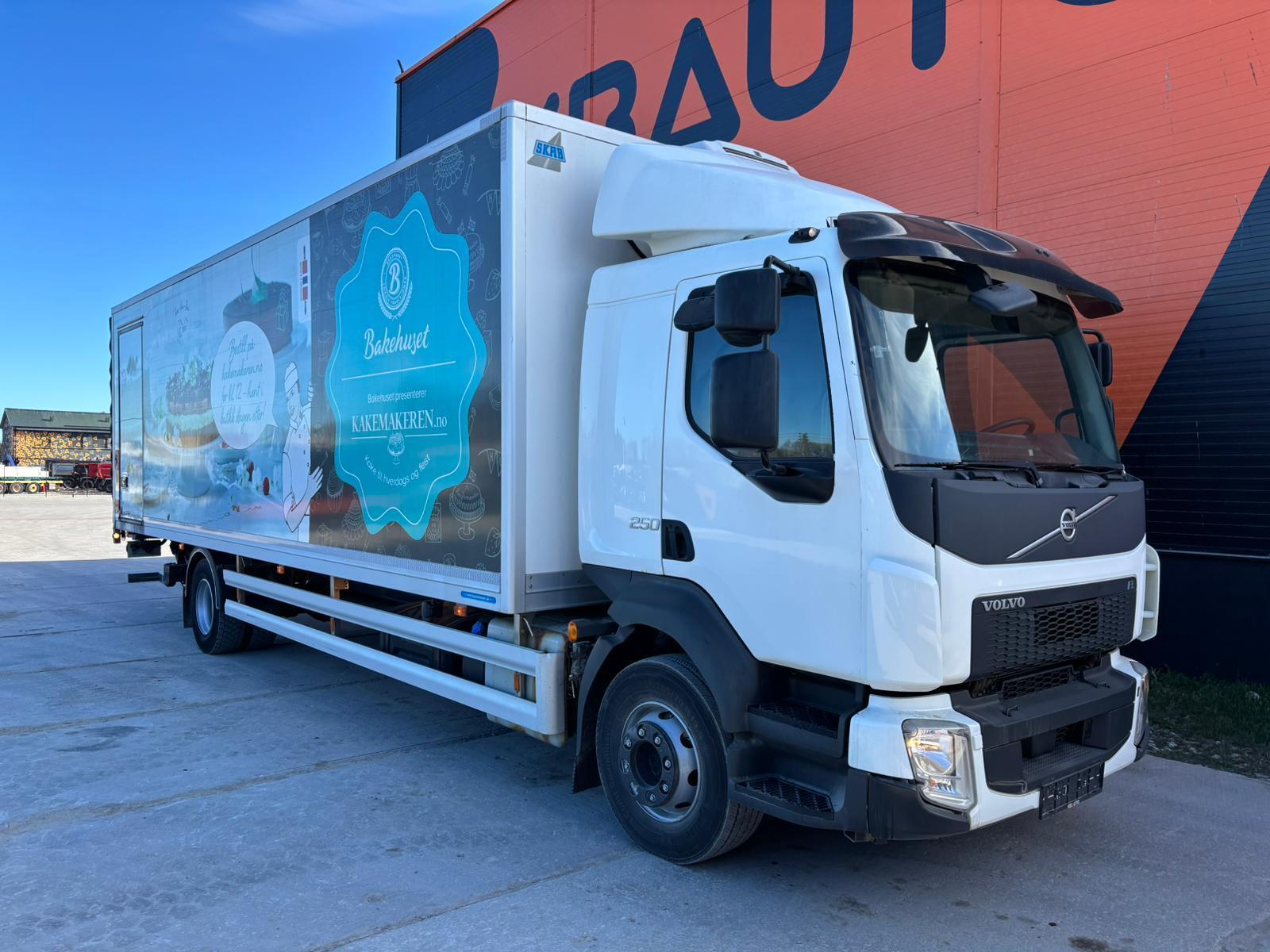Volvo FL 250 4x2 2015, photo 4/26