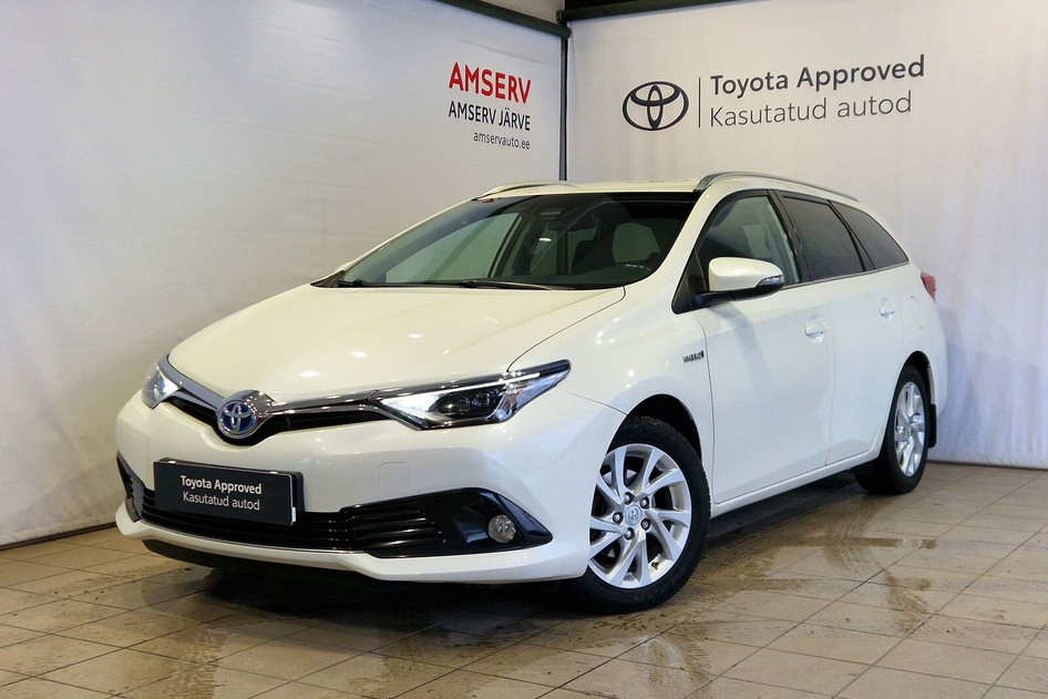 Toyota Auris, 2017, 1.8, 73 kW, hybrid (petrol/electric), automatic, front-wheel drive