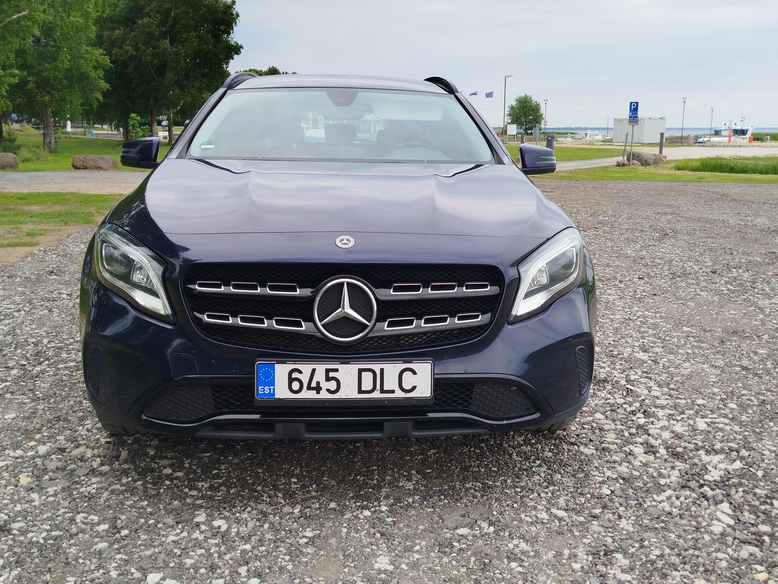 Mercedes-Benz GLA 200