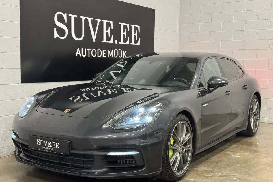 Porsche Panamera, 2018, 2.9, 243 kW, гибрид (бензин/электричество), автомат, полный привод