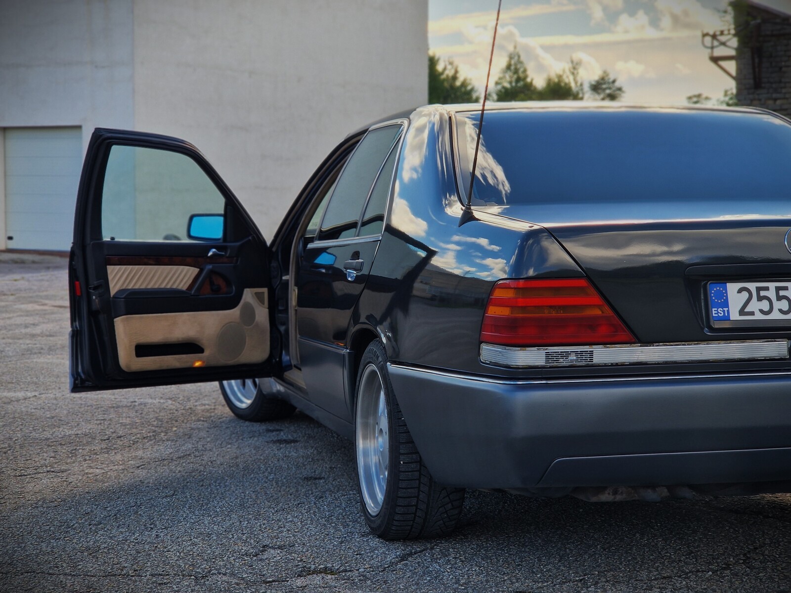 Mercedes-Benz S 300 1991, photo 5/29