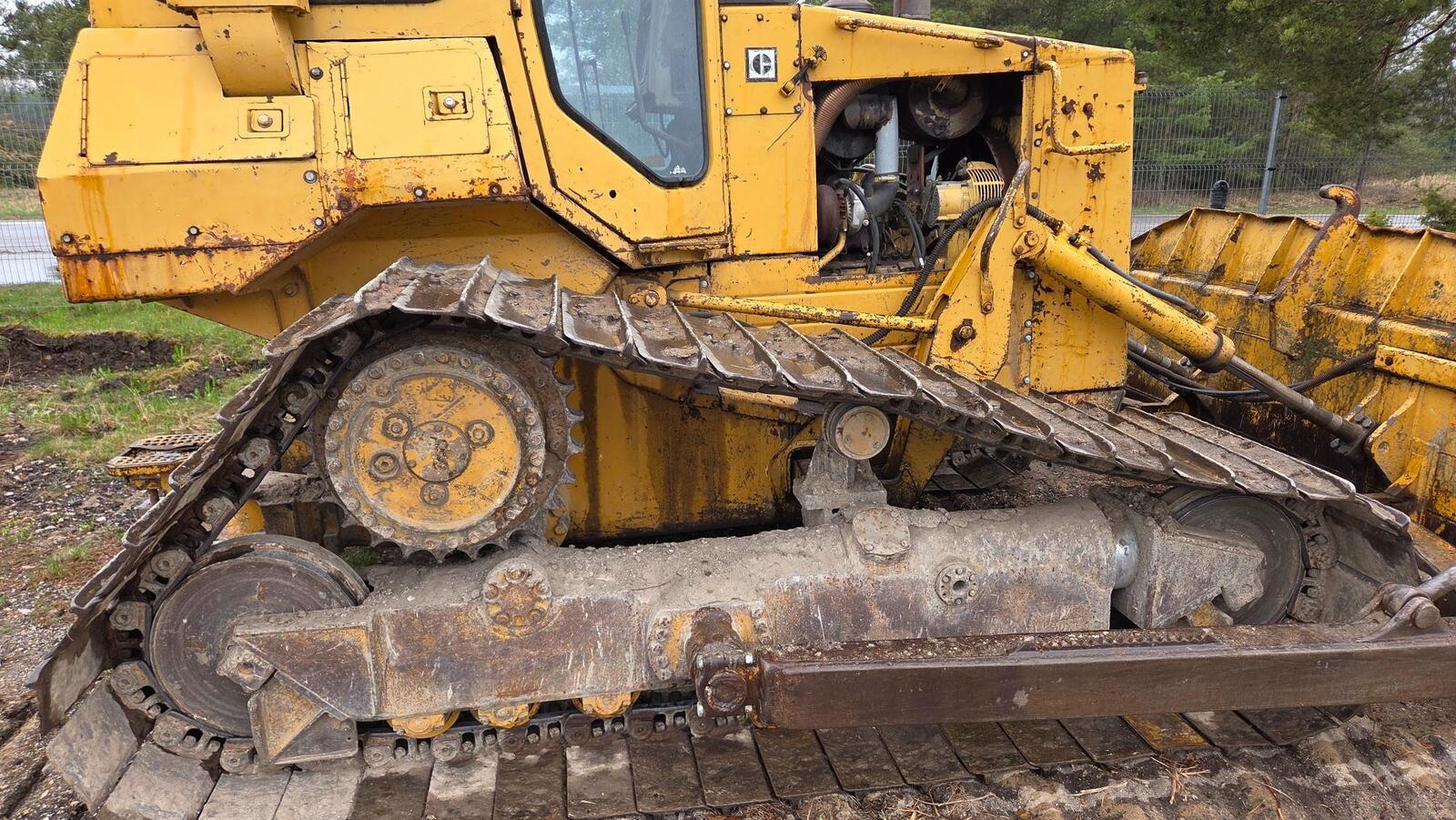 Caterpillar D4H, kuva 6/17