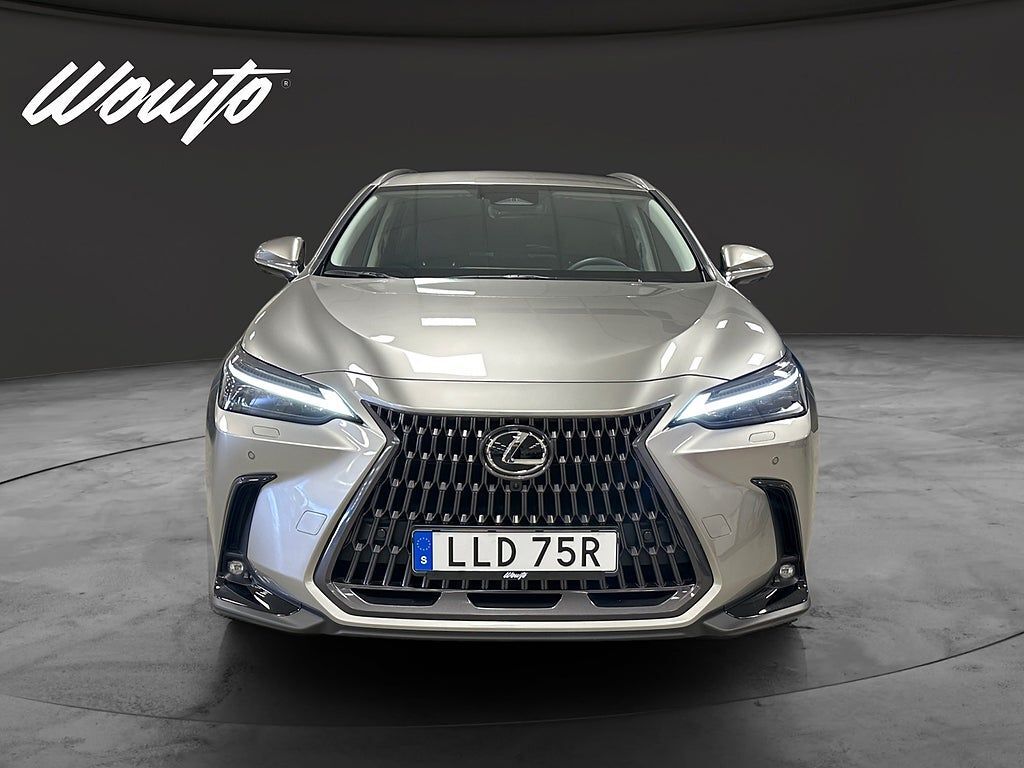 Lexus NX 2025, photo 2/10
