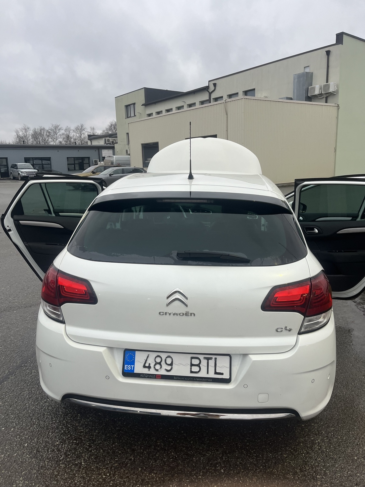 Citroën C4 2017, photo 4/9