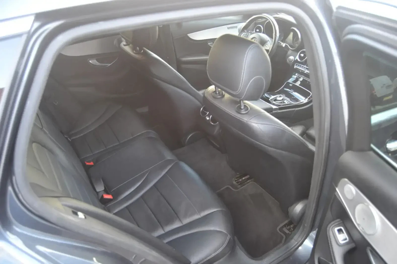 Mercedes-Benz C 350 2015, photo 5/9