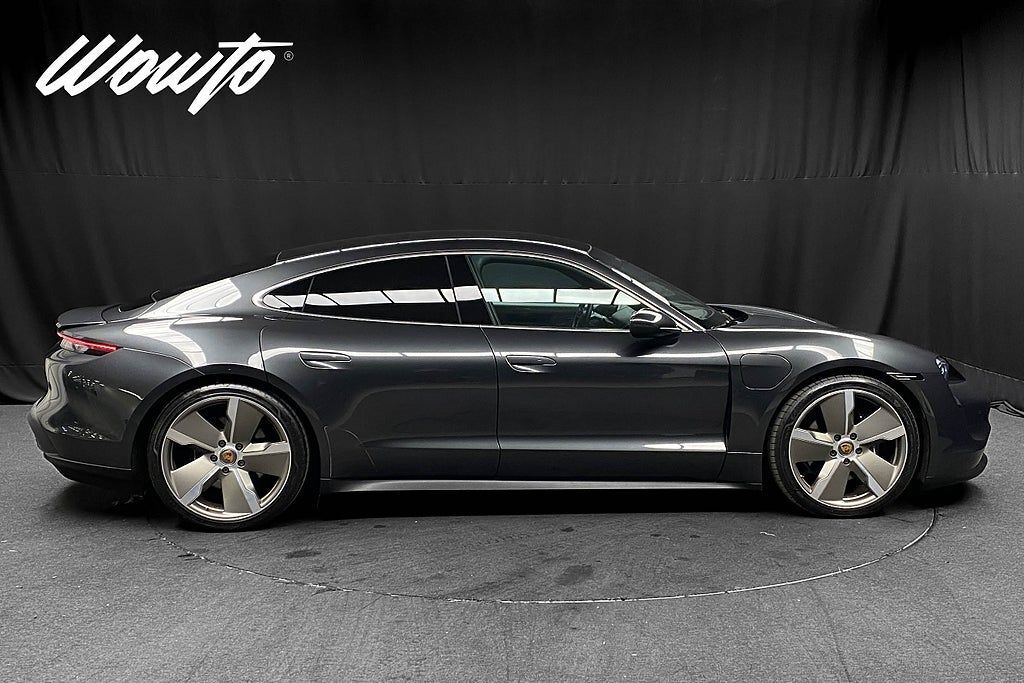 Porsche Taycan 2021, photo 3/10