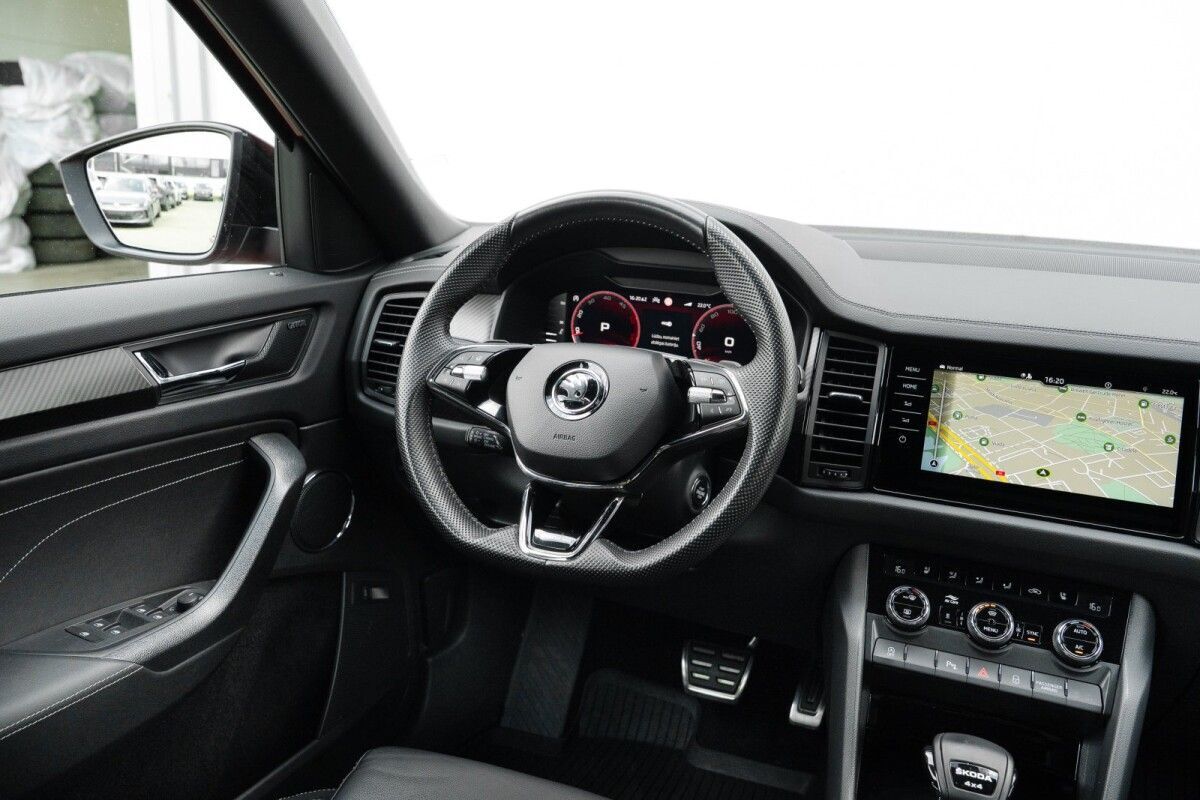 Škoda Kodiaq 2023, photo 7/10