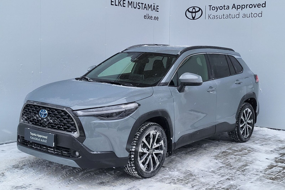 Toyota Corolla Cross, 2023, 2.0, 112 kW, hybrid (petrol/electric), automatic, front-wheel drive