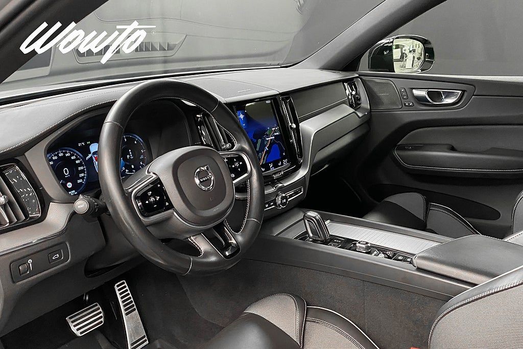 Volvo XC60 2021, photo 6/10