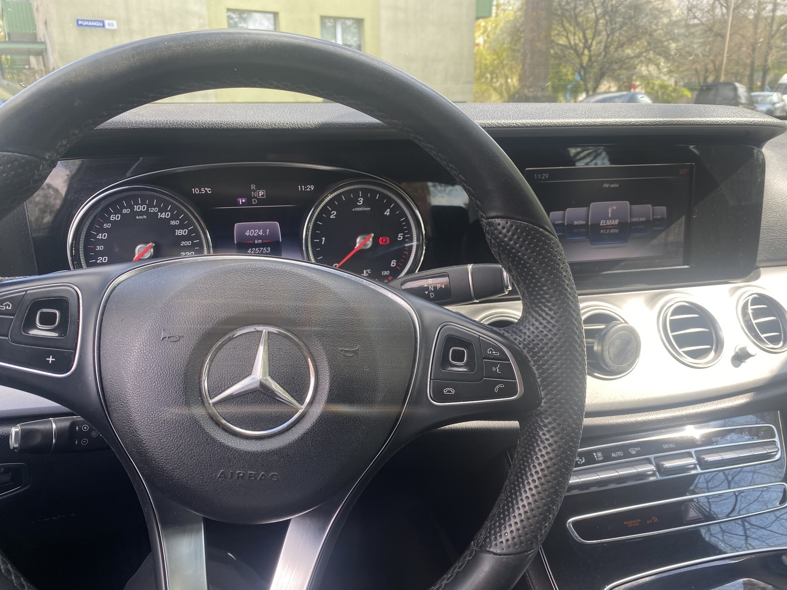 Mercedes-Benz E 200 2017, kuva 4/7