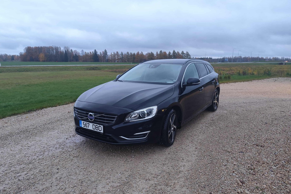 Volvo V60, 2015, 2.0, 133 kW, dyzelinas, automatinė, priekiniai varomieji ratai