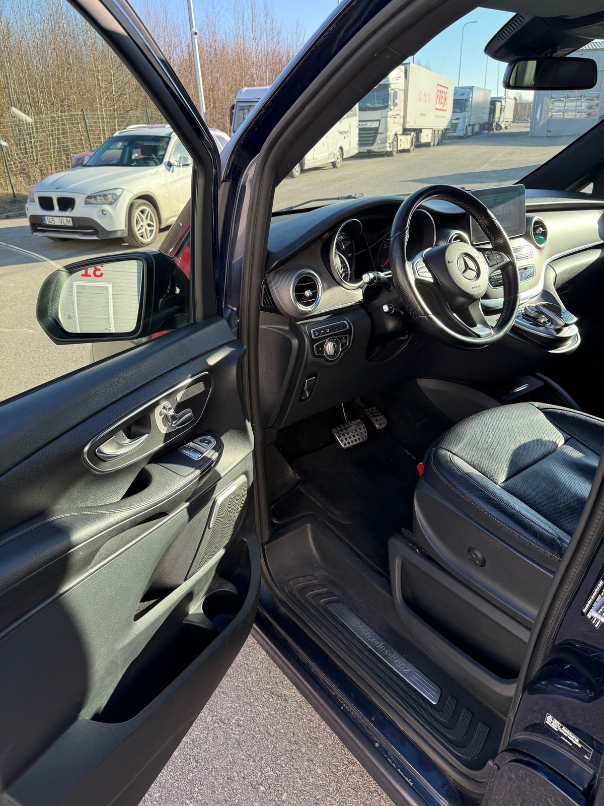 Mercedes-Benz V 250 2018, kuva 6/10