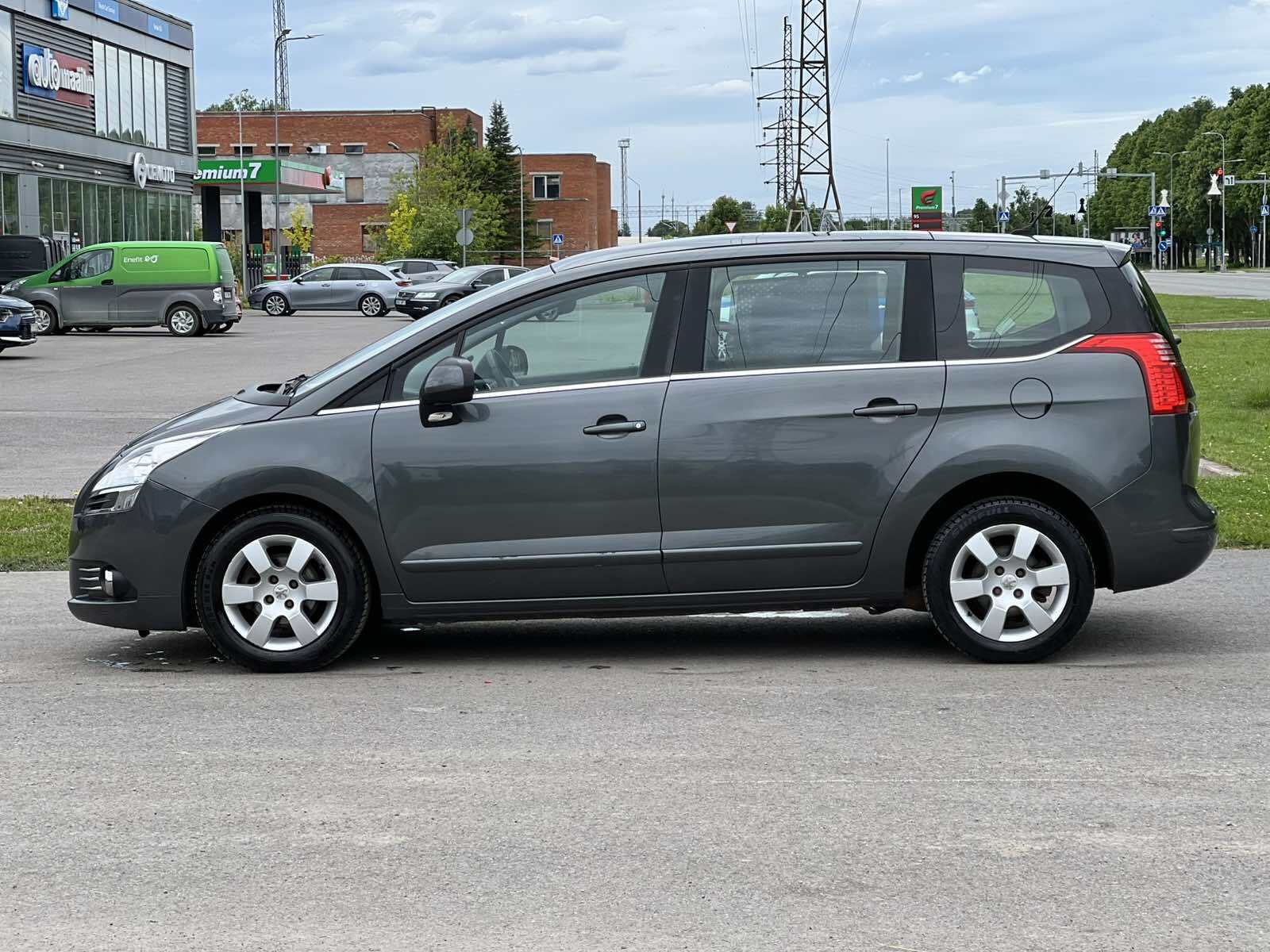 Peugeot 5008 2013, photo 4/11
