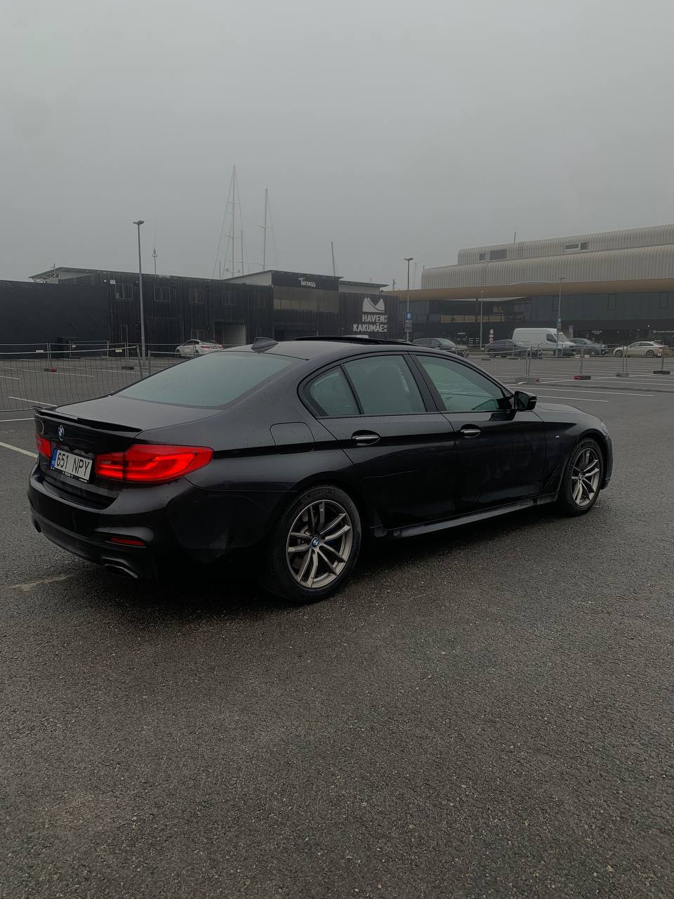 BMW 530 2017, photo 2/9