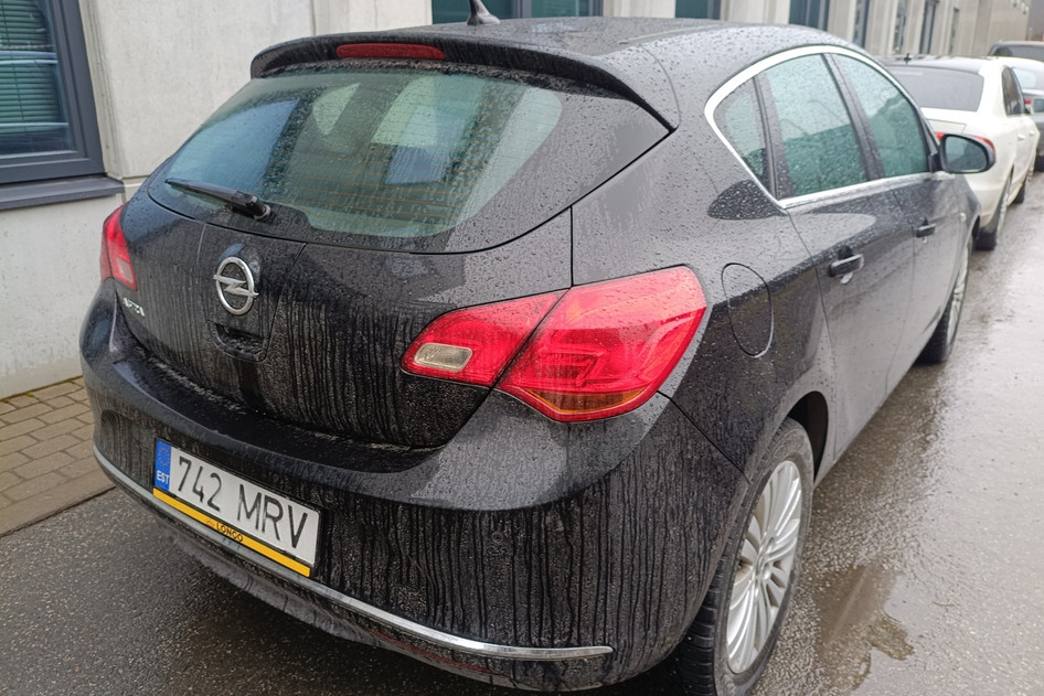 Opel Astra, 2014, 1.4, 88 kW, bensiin, manuaal, esivedu