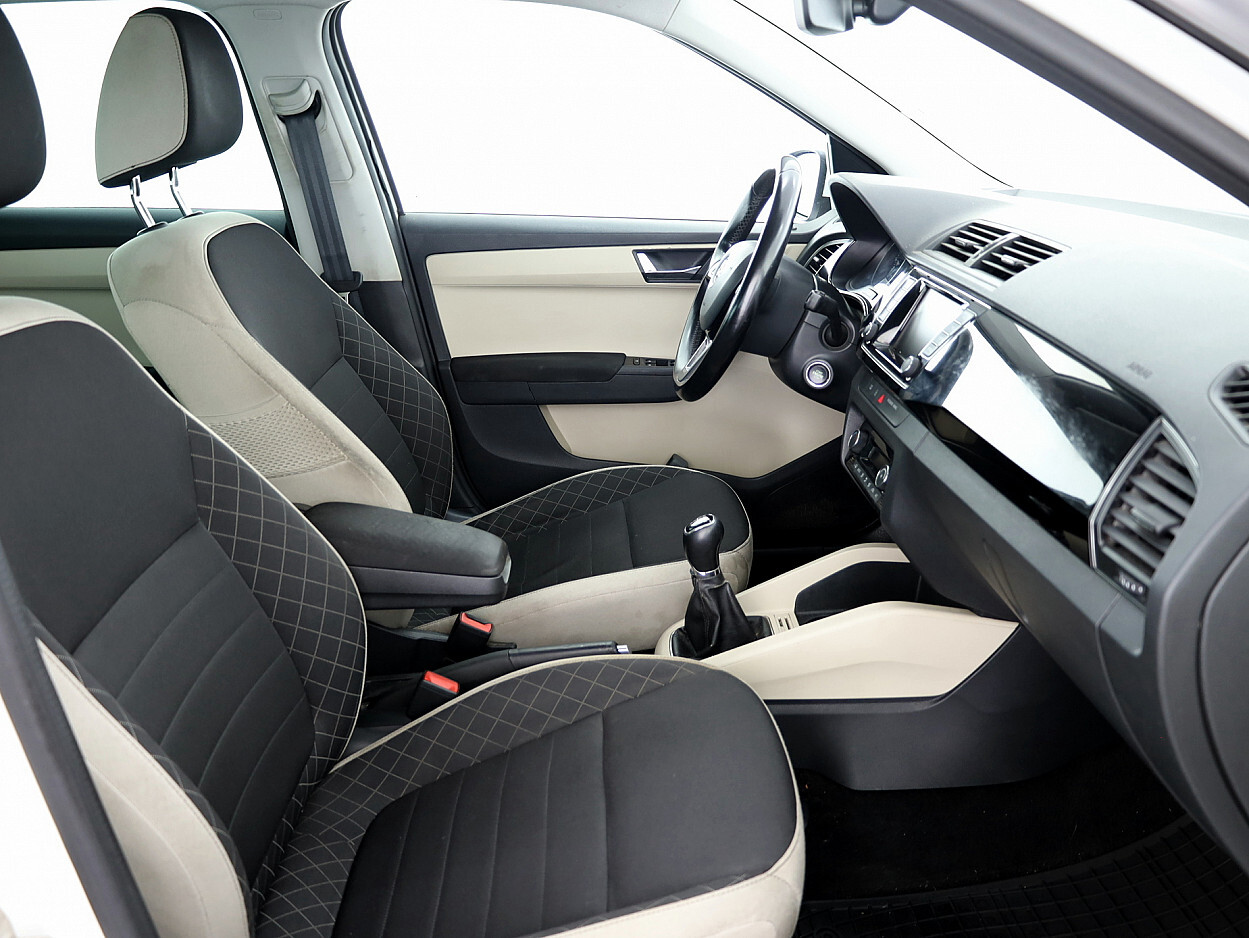 Škoda Fabia 2015, photo 6/7