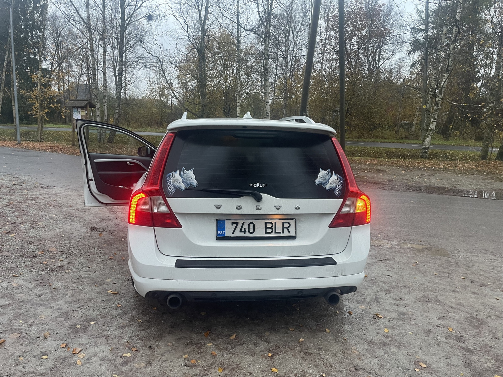 Volvo V70 2011, kuva 6/12