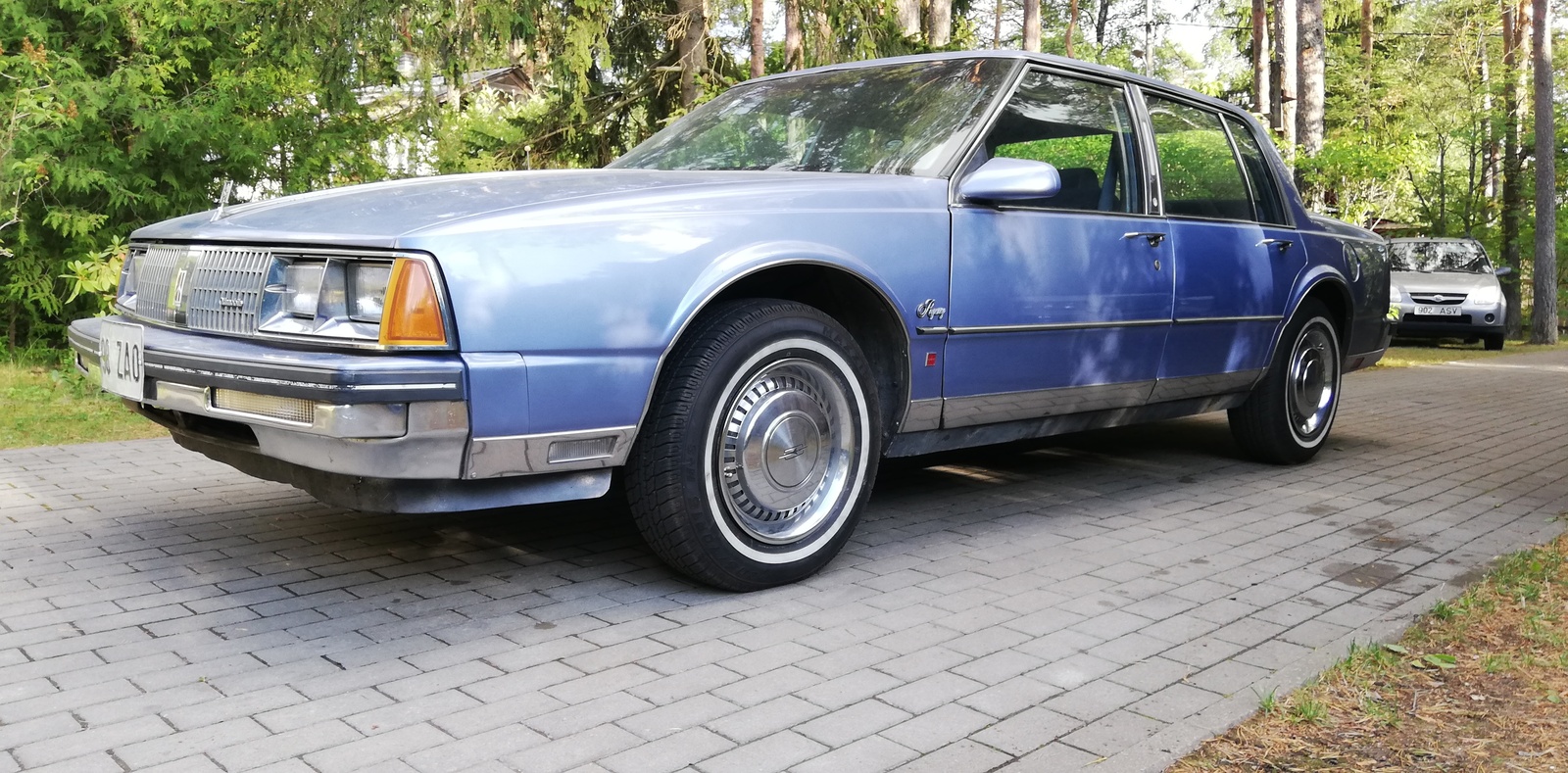 Oldsmobile NINETY-EIGHT REGENCY 1985, kuva 5/11