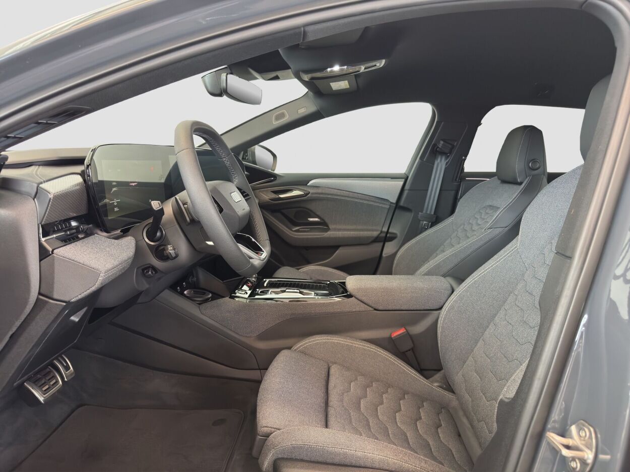 Audi A6 e-tron 2025, photo 6/10