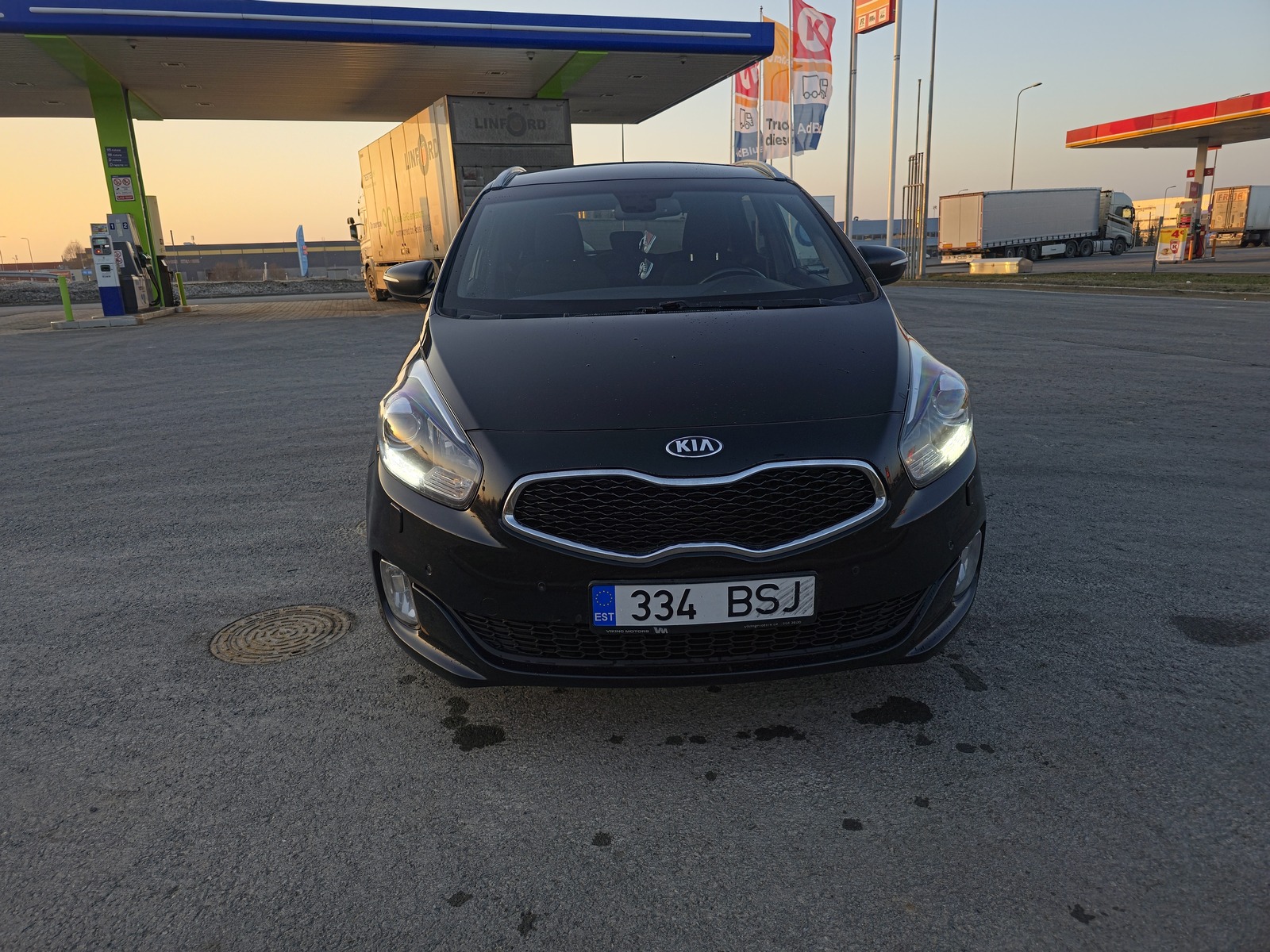 Kia Carens 2016, photo 2/18