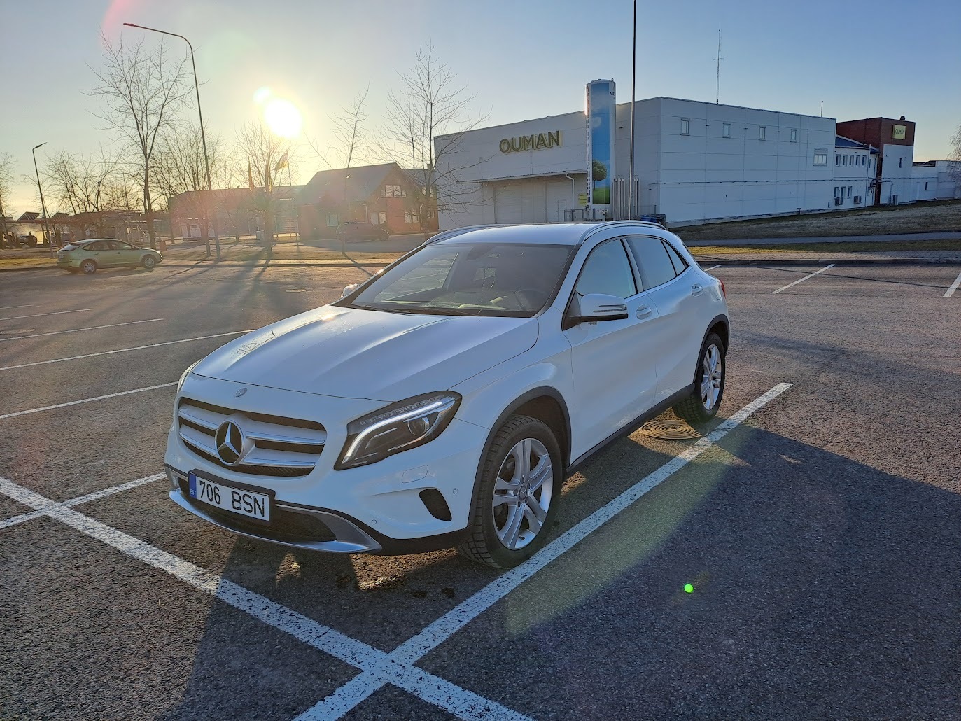 Mercedes-Benz GLA 180 2016, kuva 2/12