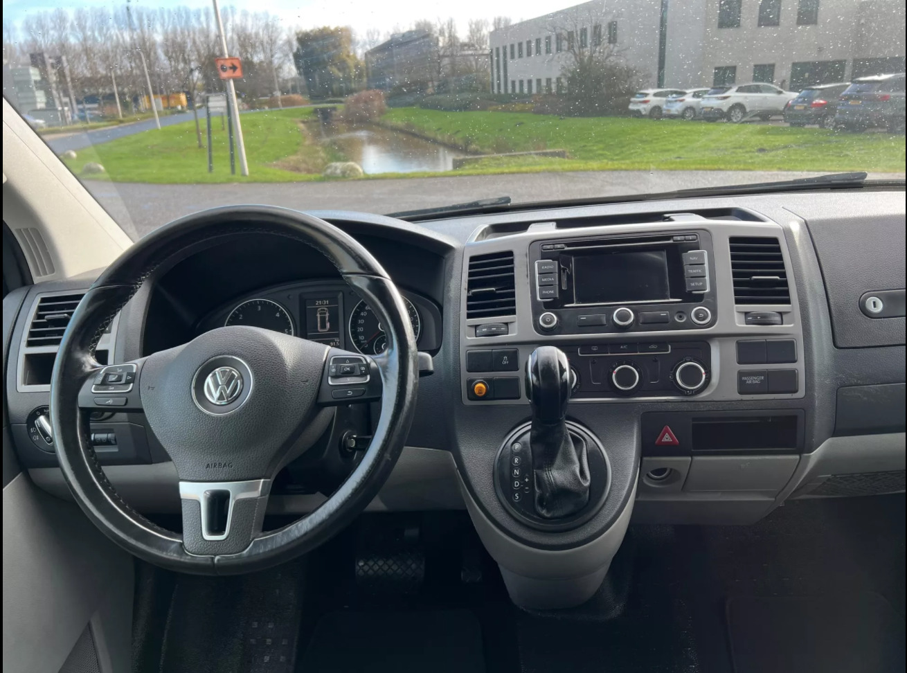 Volkswagen Transporter 2015, kuva 7/8