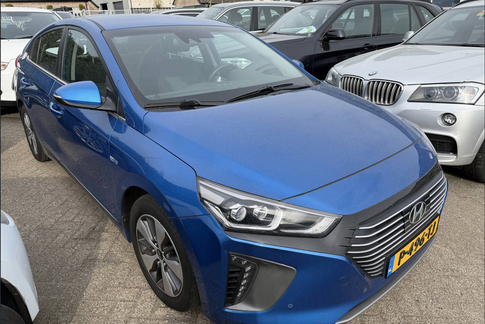 Hyundai IONIQ, 2018, 1.6, pistikhübriid (bensiin/elekter), automaat, esivedu