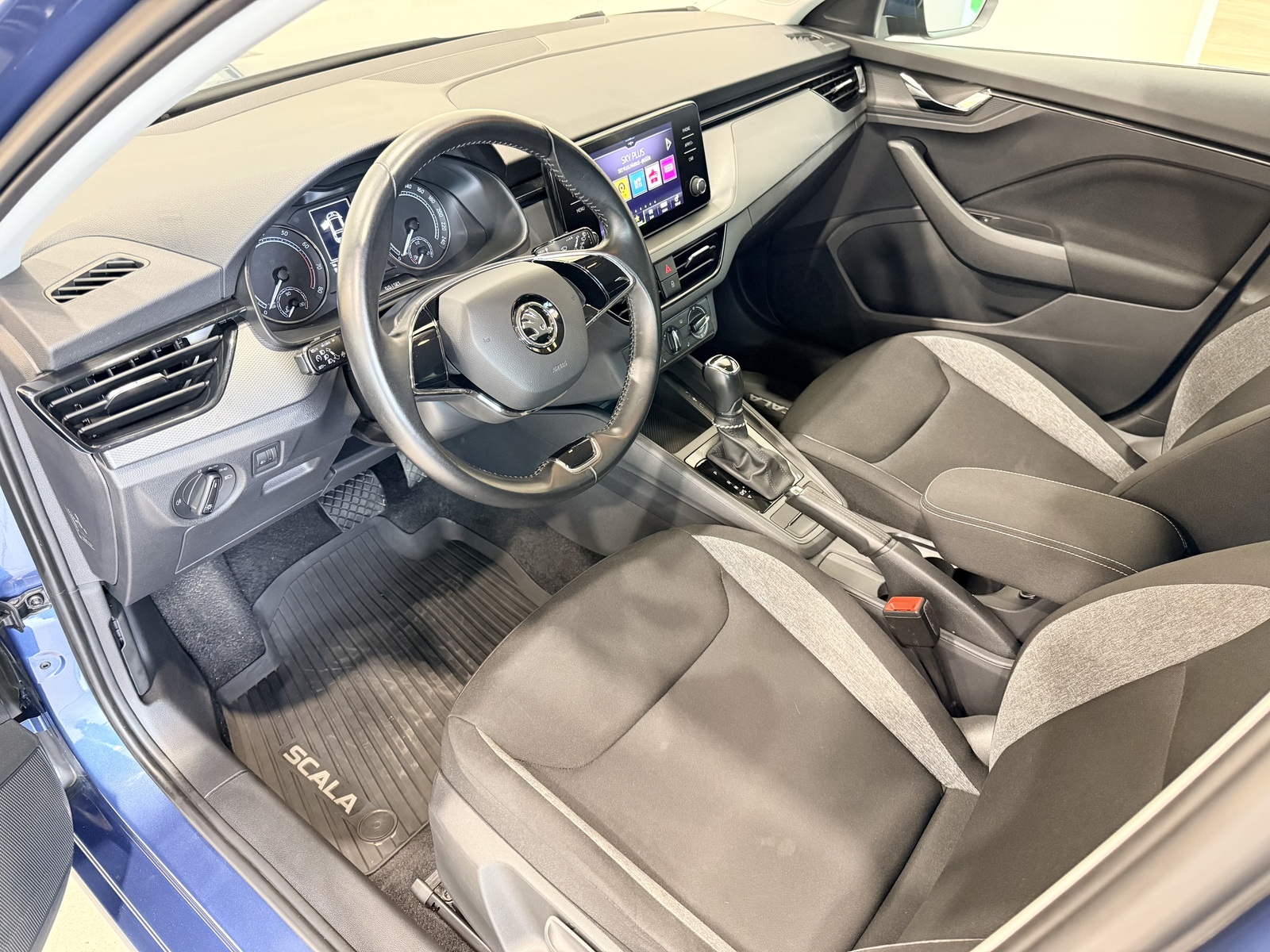 Škoda Scala 2021, photo 7/10