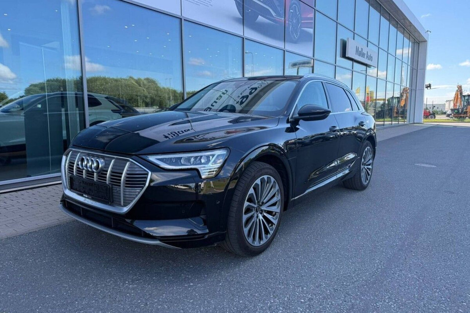 Audi e-tron, 2022, 158 kW, electric, automatic, four-wheel drive