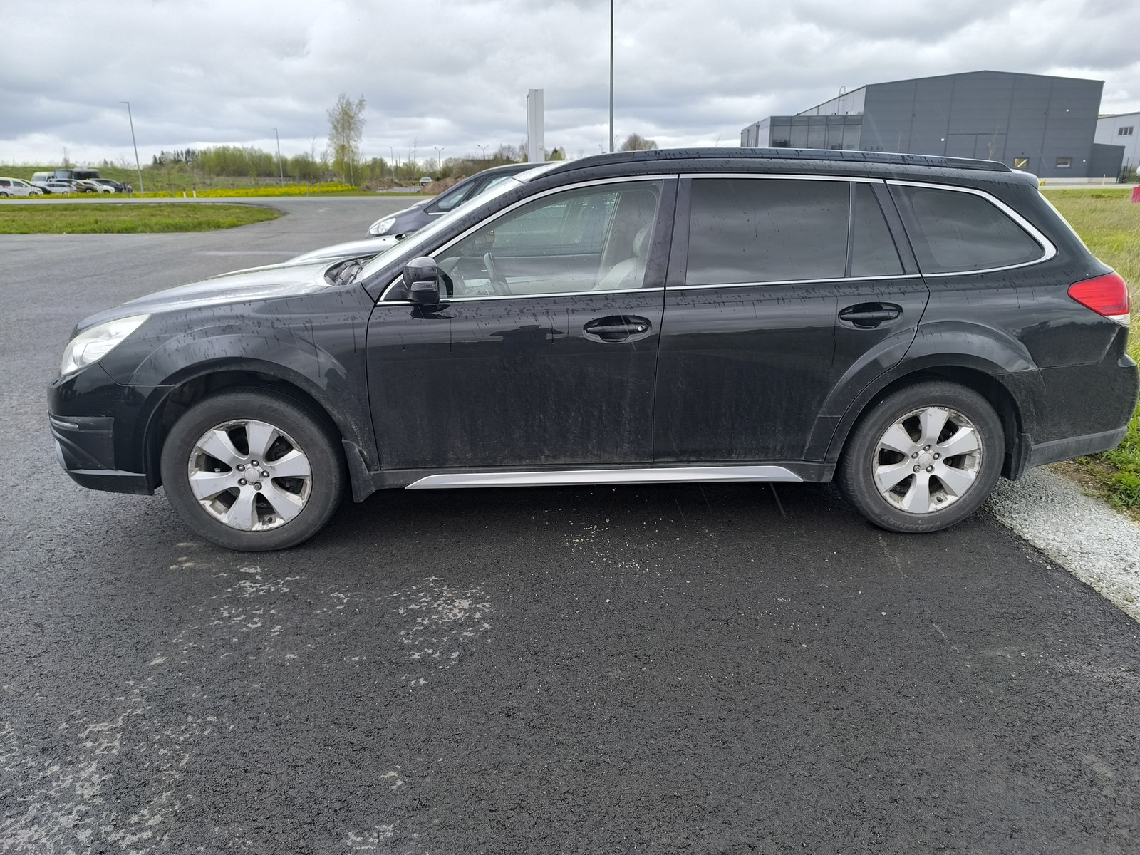 Subaru Legacy 2013, photo 4/10