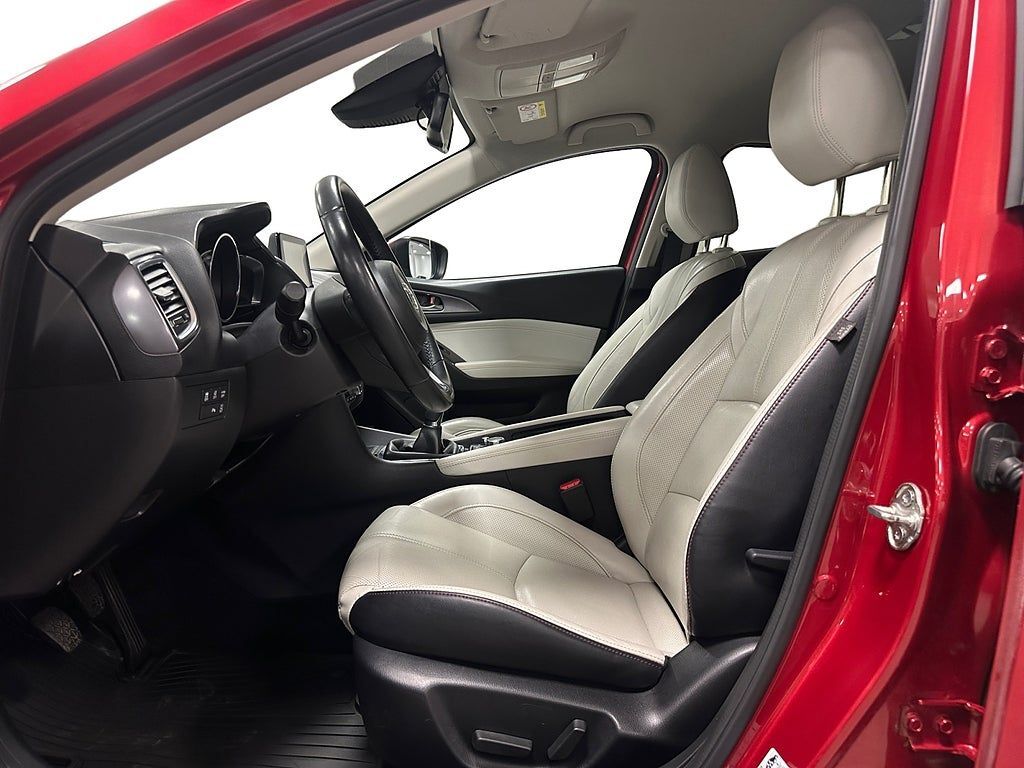 Mazda 3 2017, photo 6/10