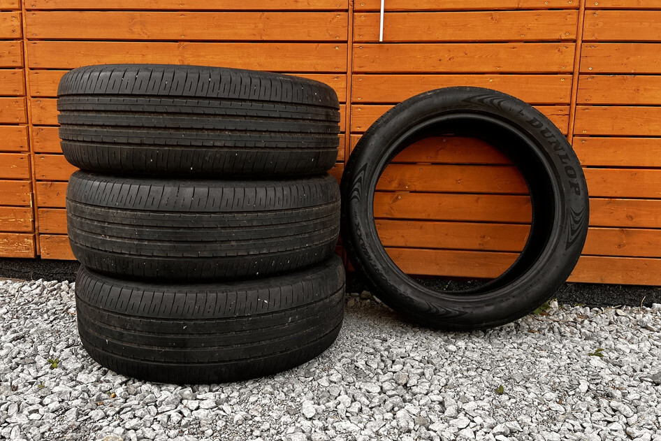 Used summer tire 235/50R21 Dunlop Sportmaxx