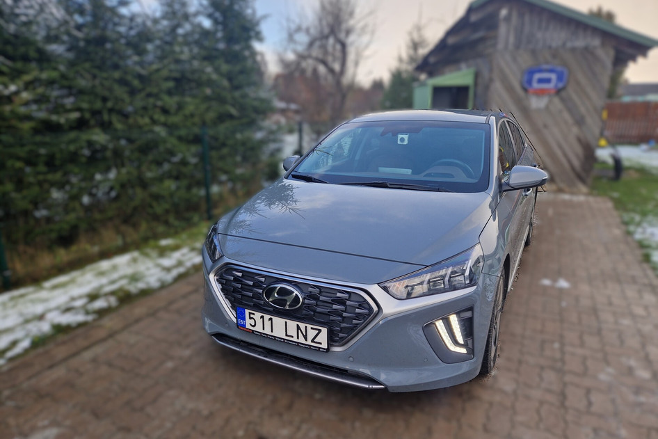 Hyundai IONIQ, 2022, 1.6, 77.2 kW, hübriid (bensiin/elekter), automaat, esivedu